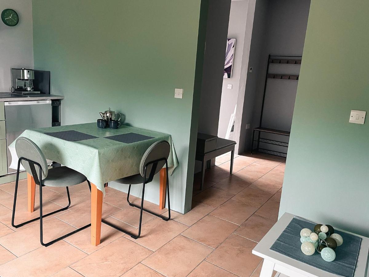 The Blue Door Apartment Cahersiveen Dış mekan fotoğraf